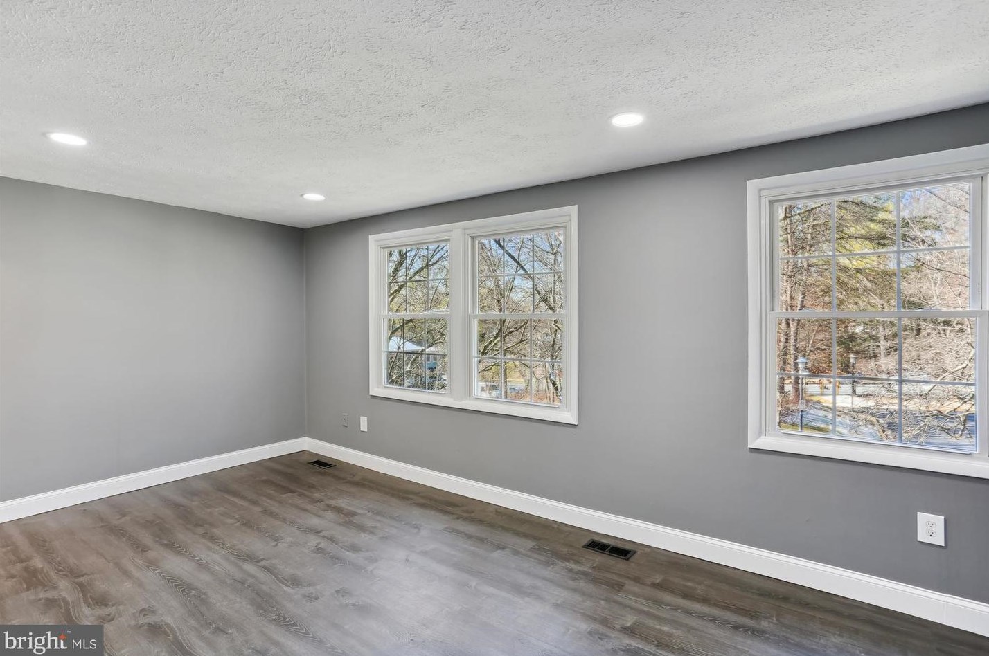 10109 Watkins Mill Pl, Gaithersburg MD  20886-1044 exterior