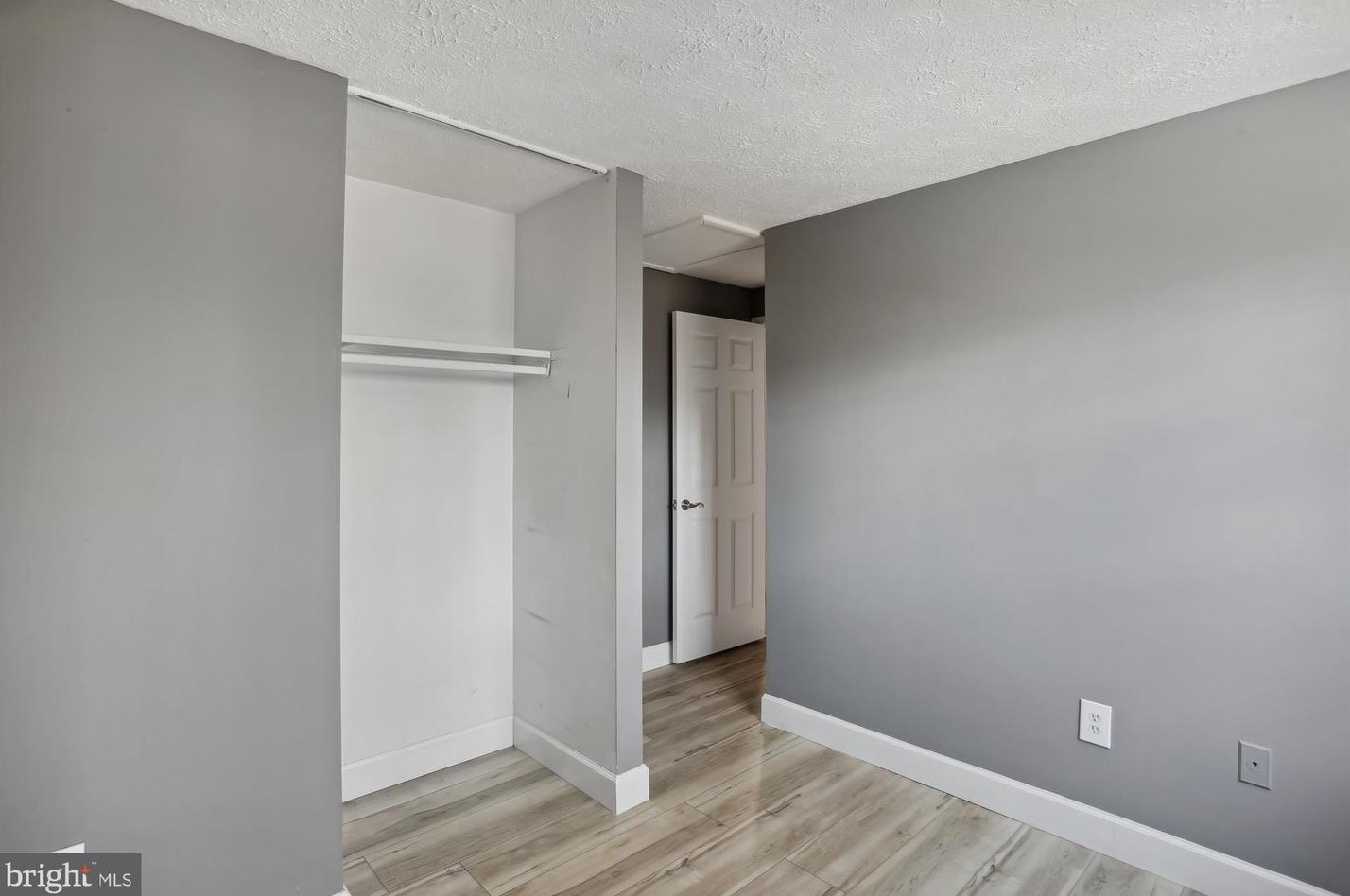 10109 Watkins Mill Pl, Gaithersburg MD  20886-1044 exterior