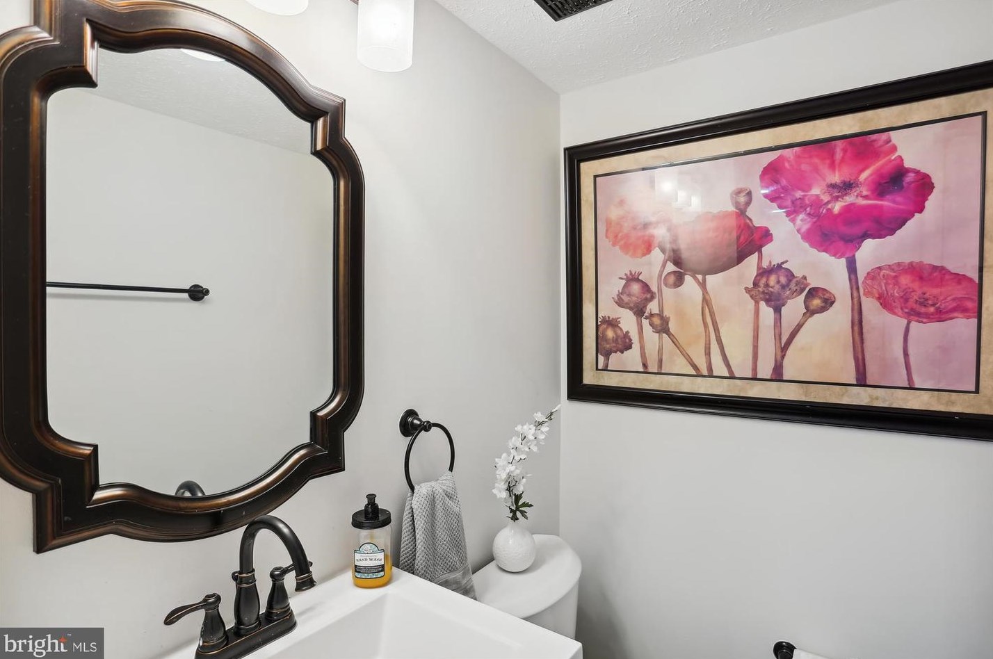 10109 Watkins Mill Pl, Gaithersburg MD  20886-1044 exterior