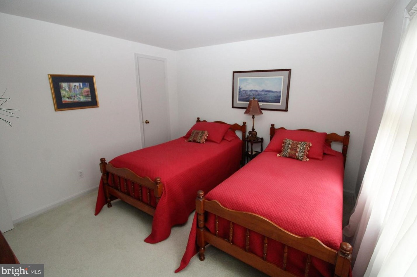 9529 Whetstone Dr, Gaithersburg MD  20886-3109 exterior