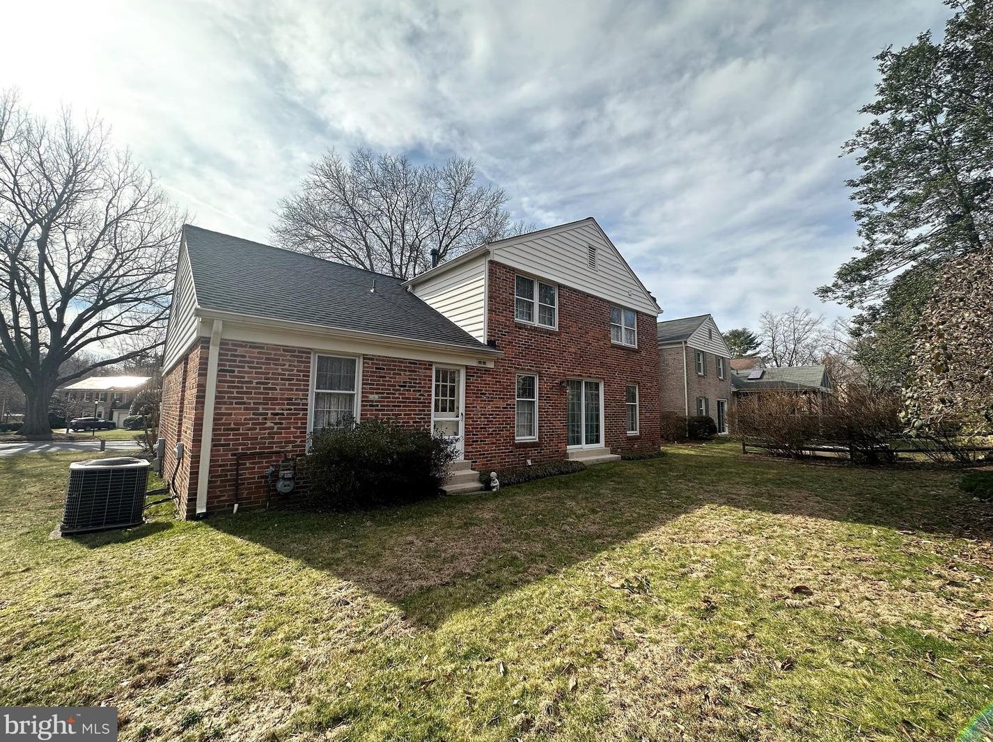 9529 Whetstone Dr, Gaithersburg MD  20886-3109 exterior