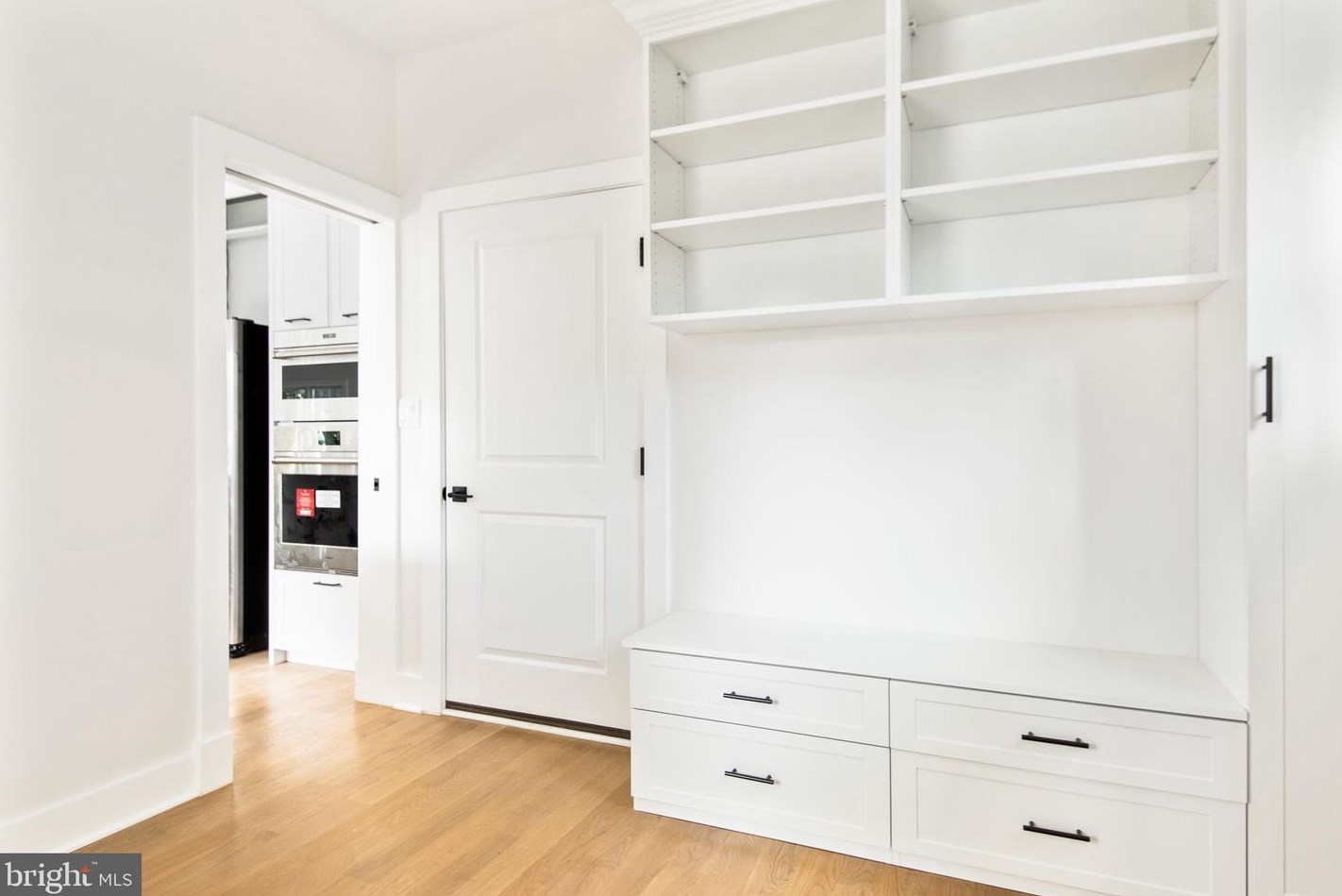 7704 Holiday Ter, Bethesda MD  20817-6616 exterior