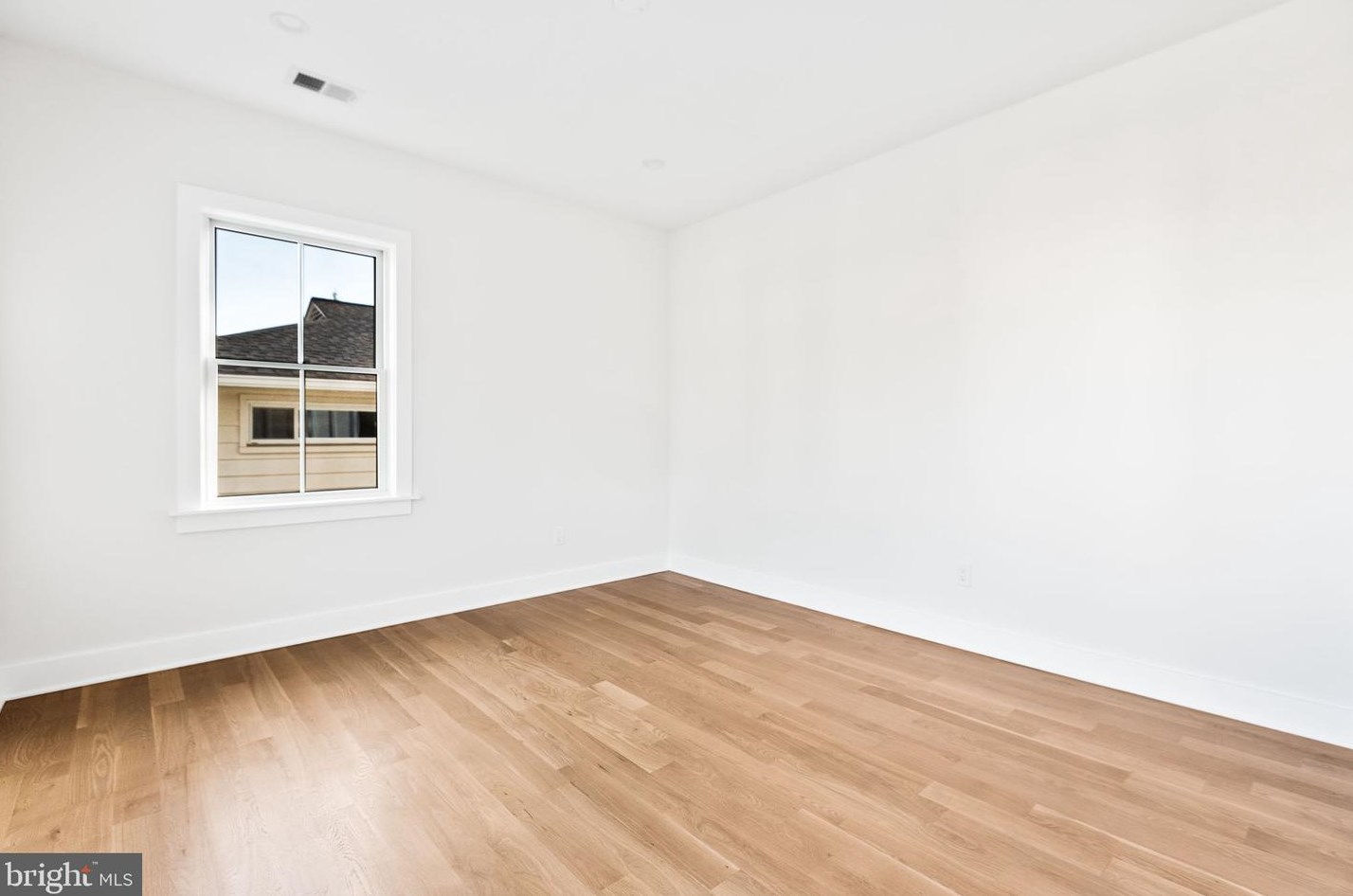 7704 Holiday Ter, Bethesda MD  20817-6616 exterior