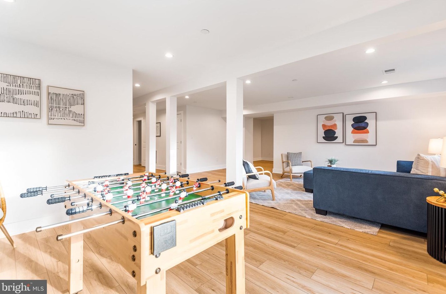 7704 Holiday Ter, Bethesda MD  20817-6616 exterior