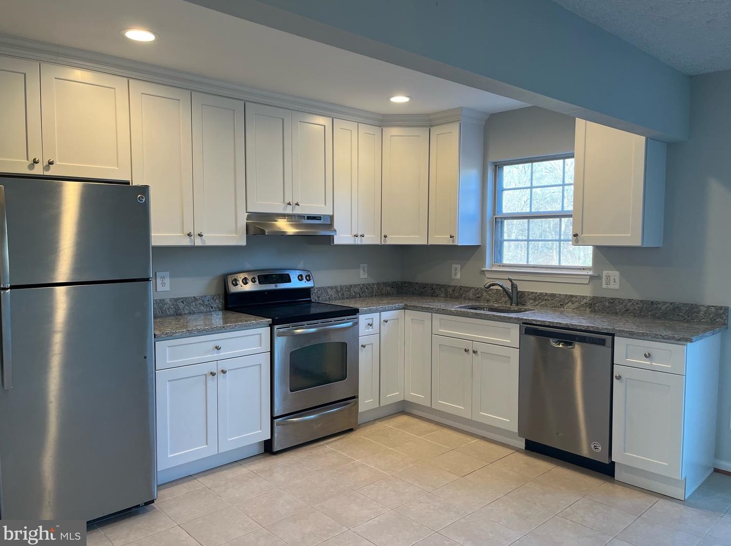 1145 Knoll Mist Ln, Gaithersburg MD  20879-3228 exterior