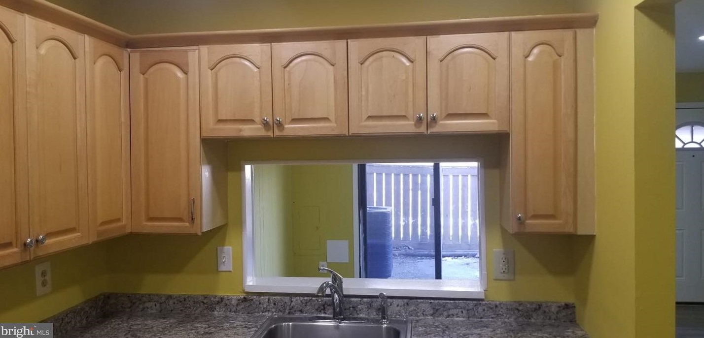 9828 Brookridge Ct, Gaithersburg MD  20886-1110 exterior