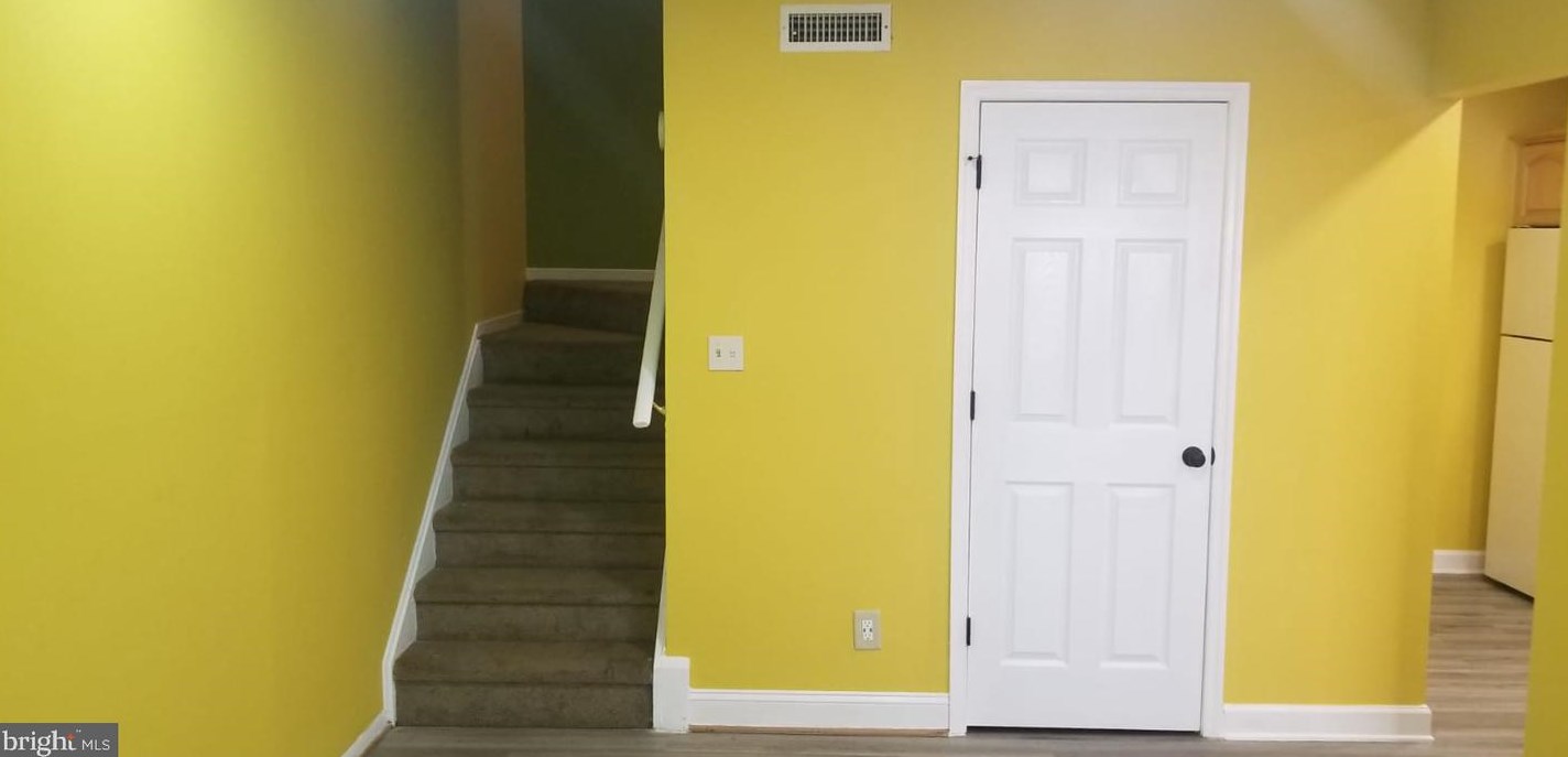 9828 Brookridge Ct, Gaithersburg MD  20886-1110 exterior