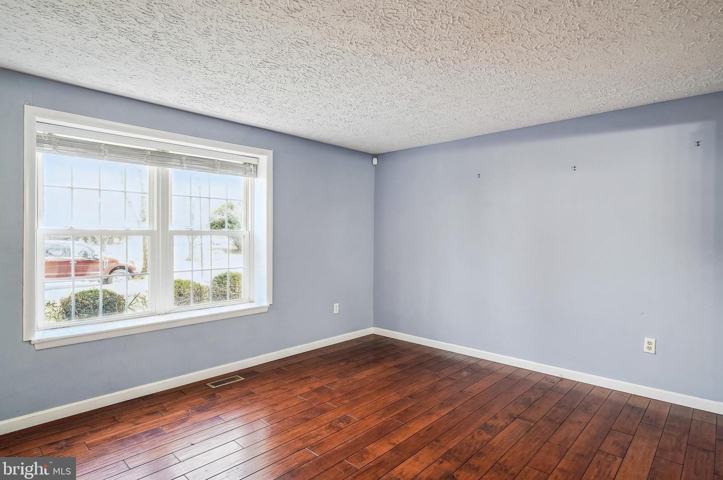 24024 Newbury Rd, Gaithersburg MD  20882-4004 exterior