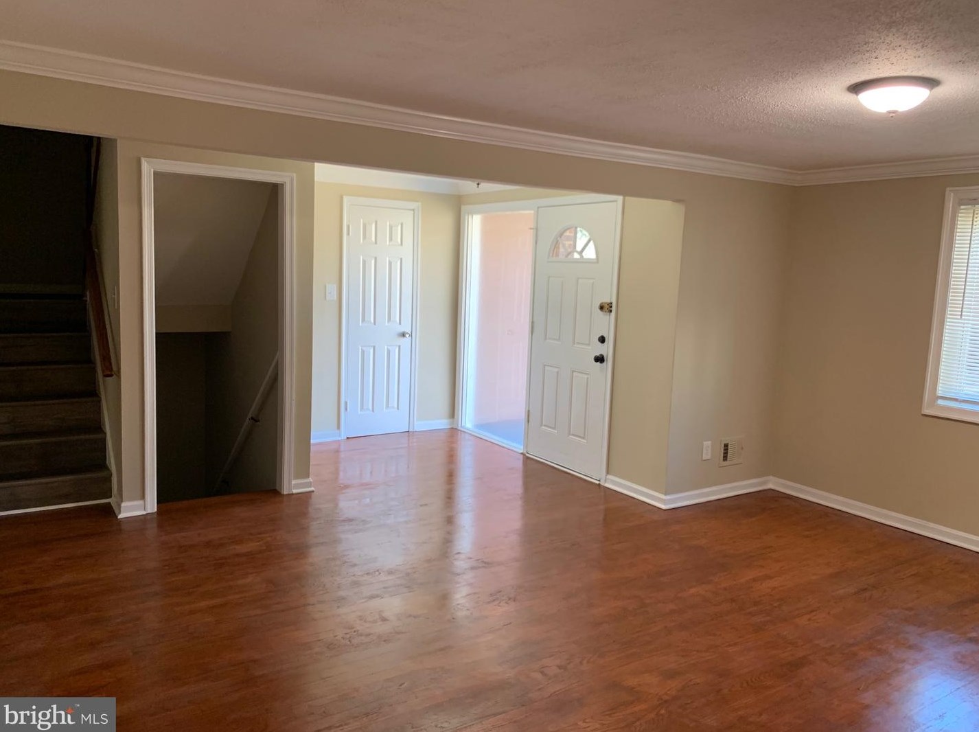 19003 Capehart Dr, Gaithersburg MD  20886-3936 exterior