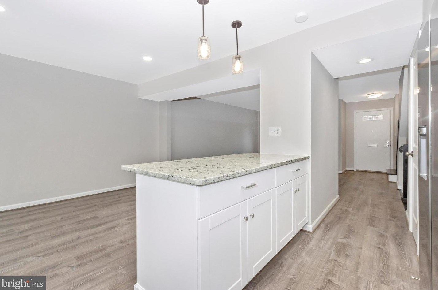 19813 Bazzellton Pl, Gaithersburg MD  20886-1432 exterior