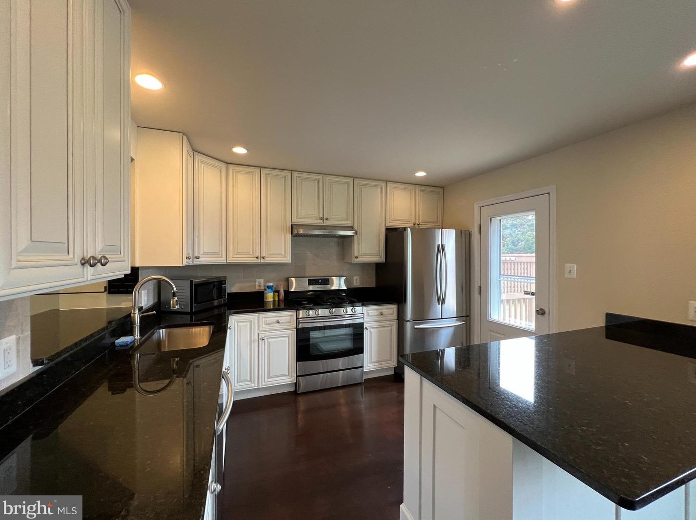 911 Bayridge Ter, Gaithersburg MD  20878-1940 exterior