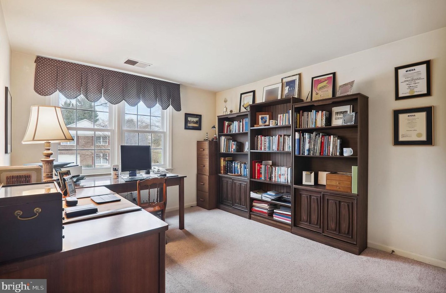 9536 Whetstone Dr, Gaithersburg MD  20886-3110 exterior