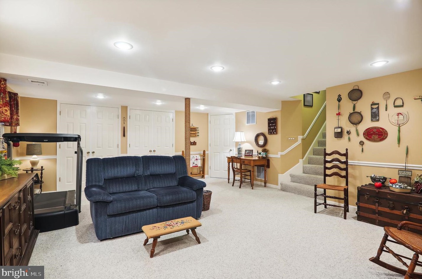 9536 Whetstone Dr, Gaithersburg MD  20886-3110 exterior