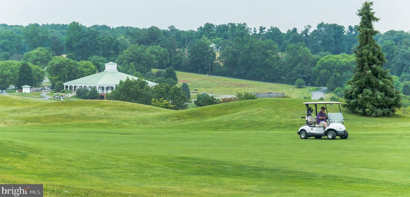 26301 Forest Vista Dr, Clarksburg MD  20871-9623 exterior