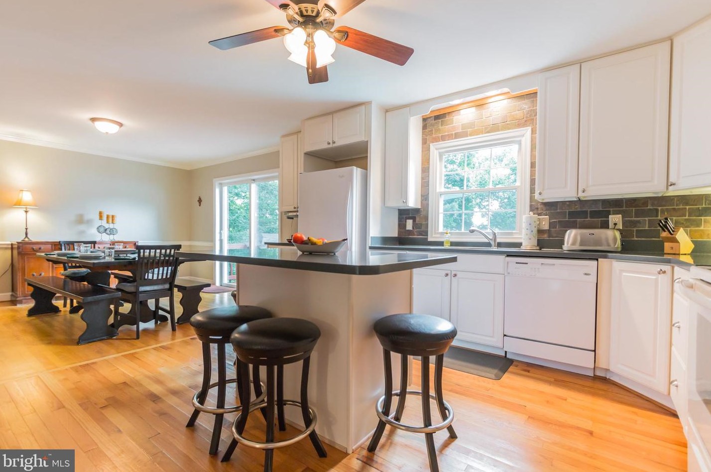 26301 Forest Vista Dr, Clarksburg MD  20871-9623 exterior