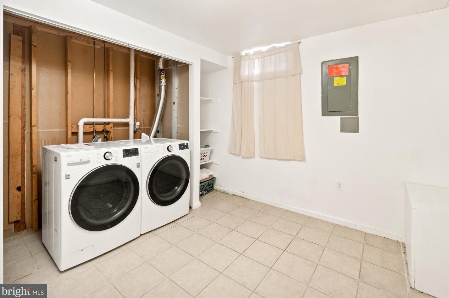 13985 Saddleview Dr, Gaithersburg MD  20878-3855 exterior