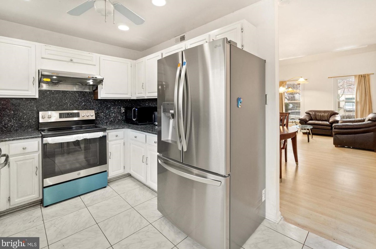 13985 Saddleview Dr, Gaithersburg MD  20878-3855 exterior