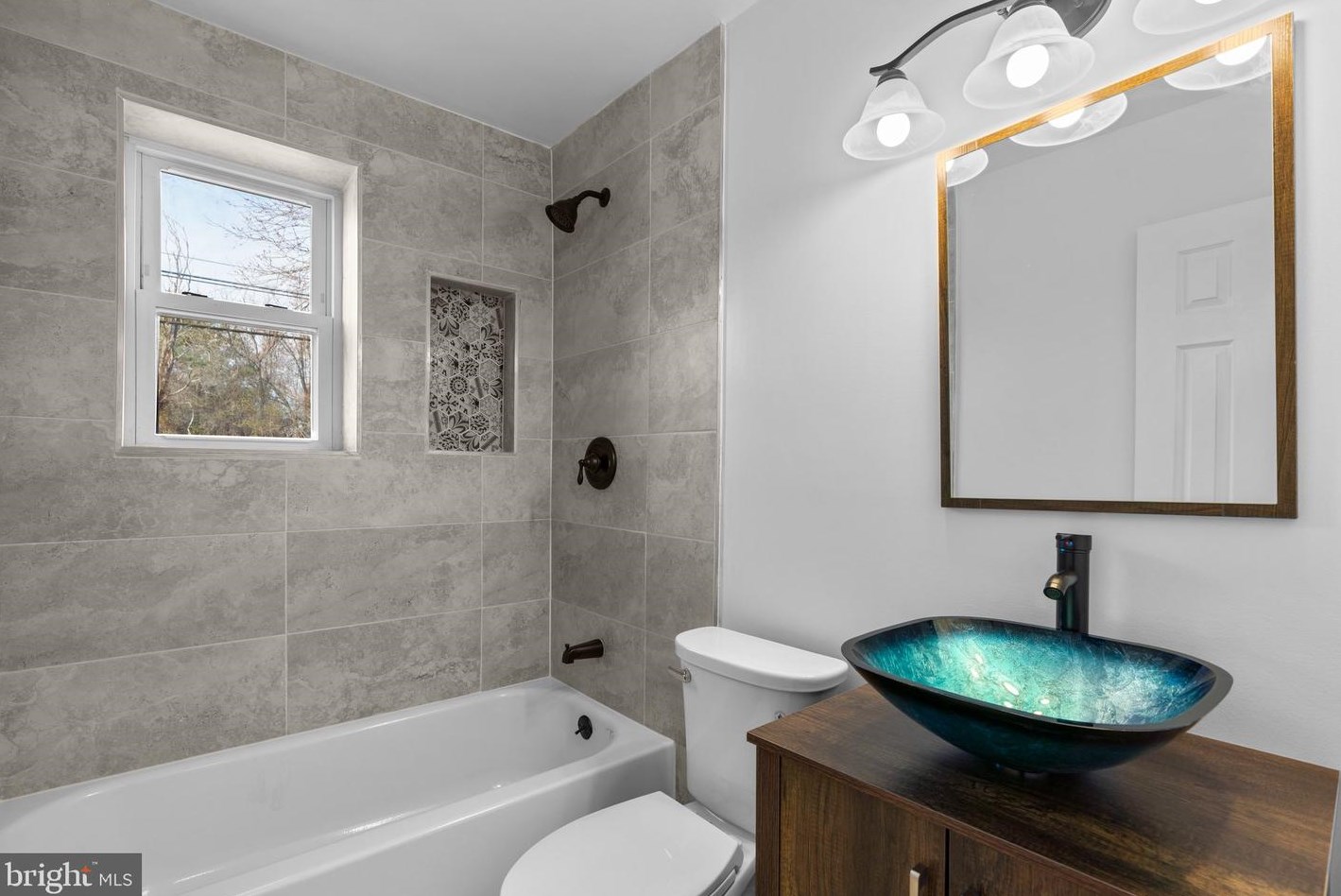 20539 Zion Rd, Gaithersburg MD  20882-1728 exterior