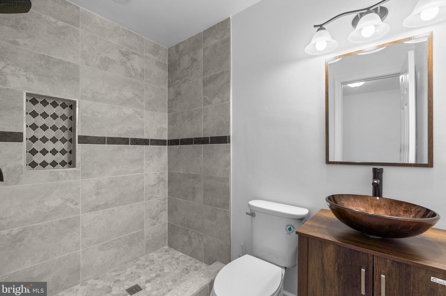 20539 Zion Rd, Gaithersburg MD  20882-1728 exterior