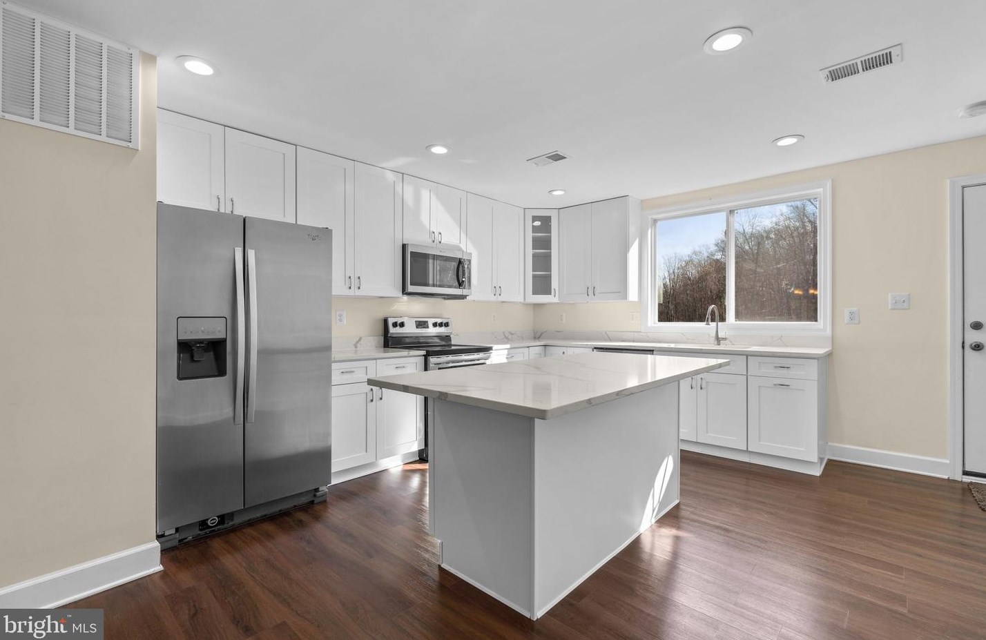 20539 Zion Rd, Gaithersburg MD  20882-1728 exterior