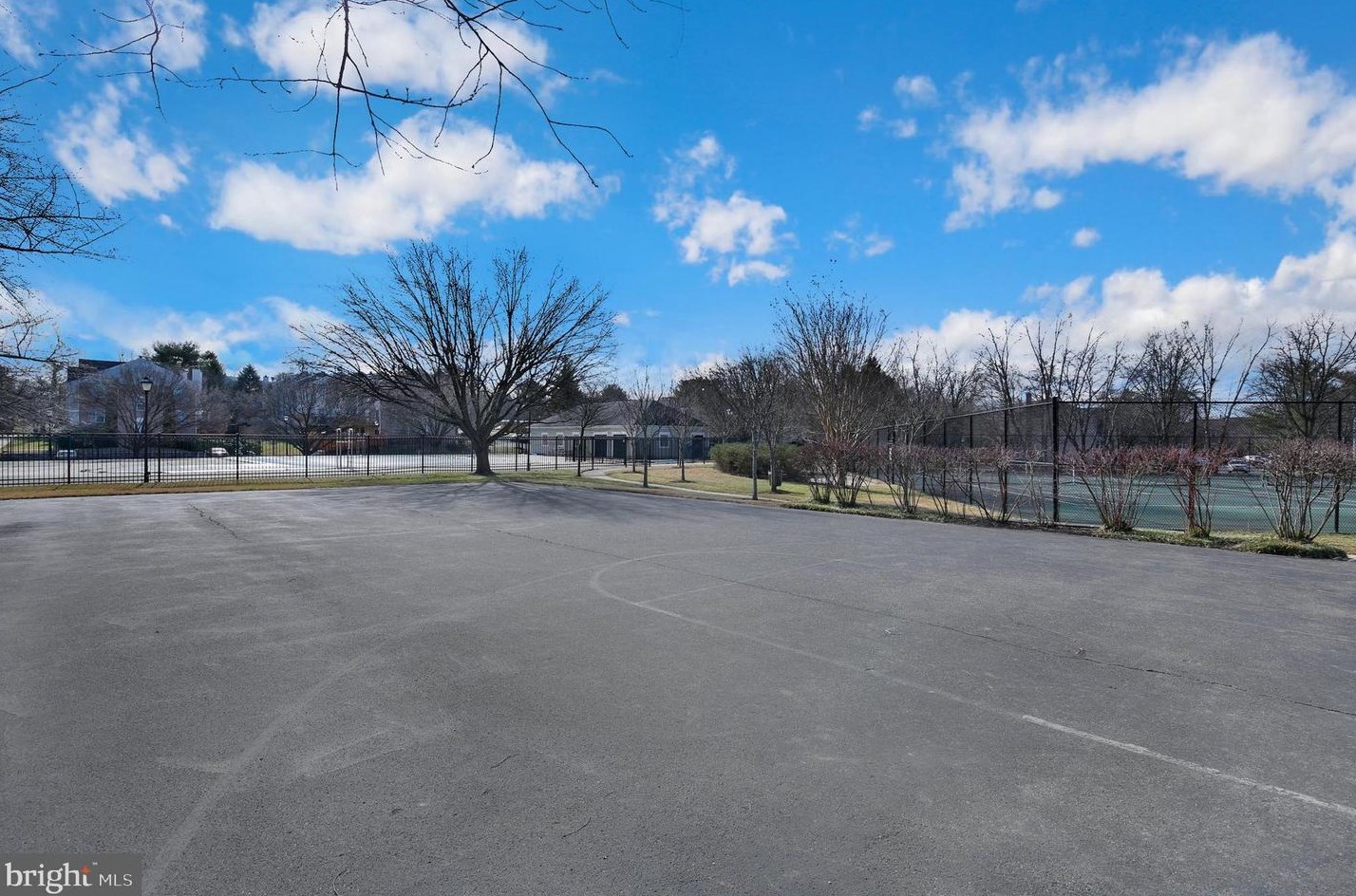 106 Smoothleaf Ln, Gaithersburg MD  20878-2641 exterior