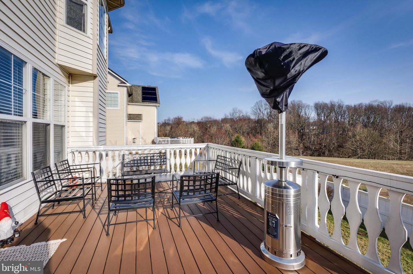 23838 Burdette Forest Rd, Clarksburg MD  20871-4373 exterior