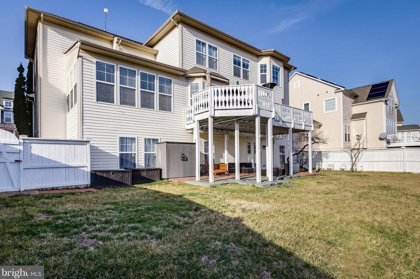 23838 Burdette Forest Rd, Clarksburg MD  20871-4373 exterior