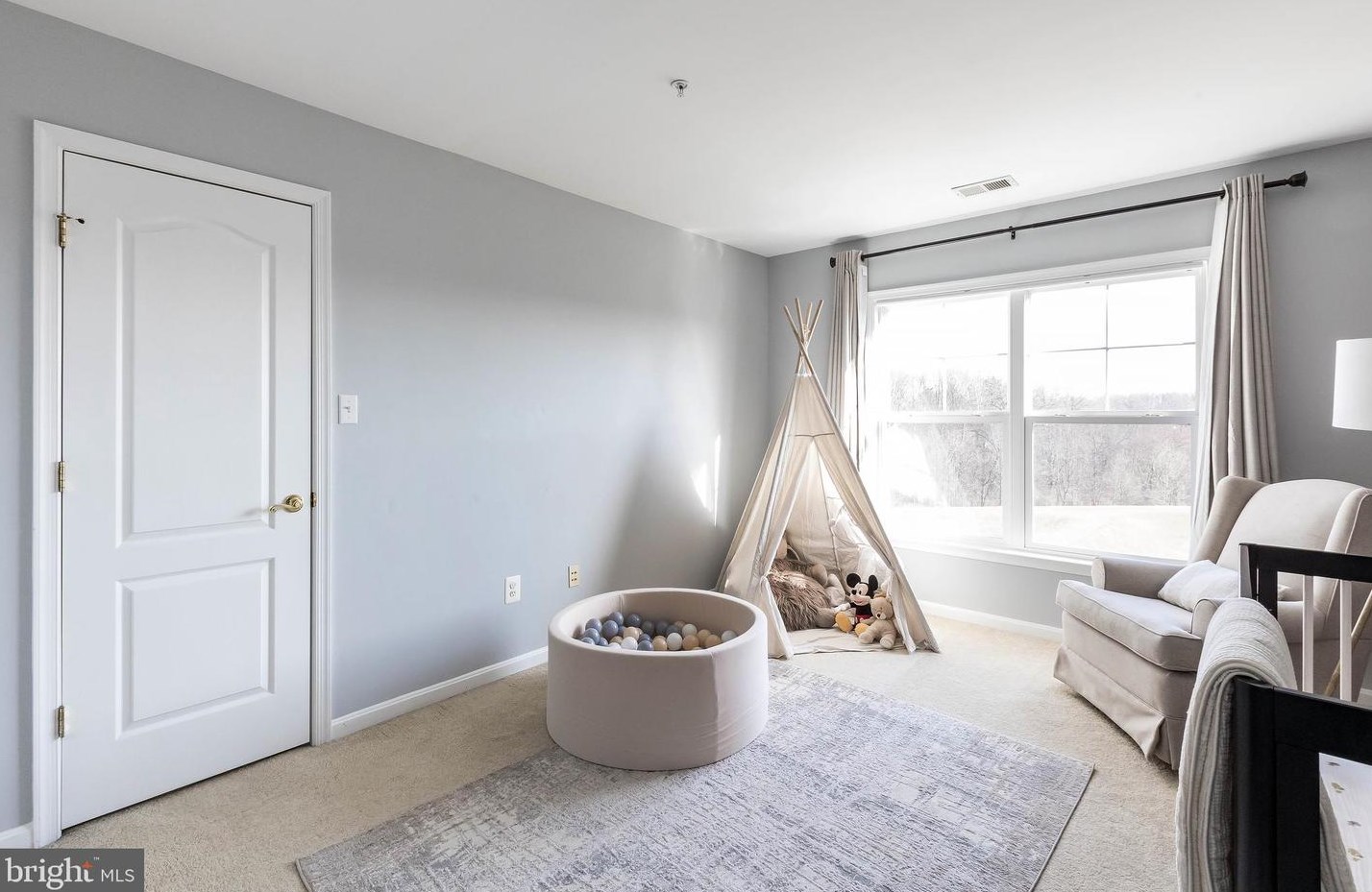 23838 Burdette Forest Rd, Clarksburg MD  20871-4373 exterior