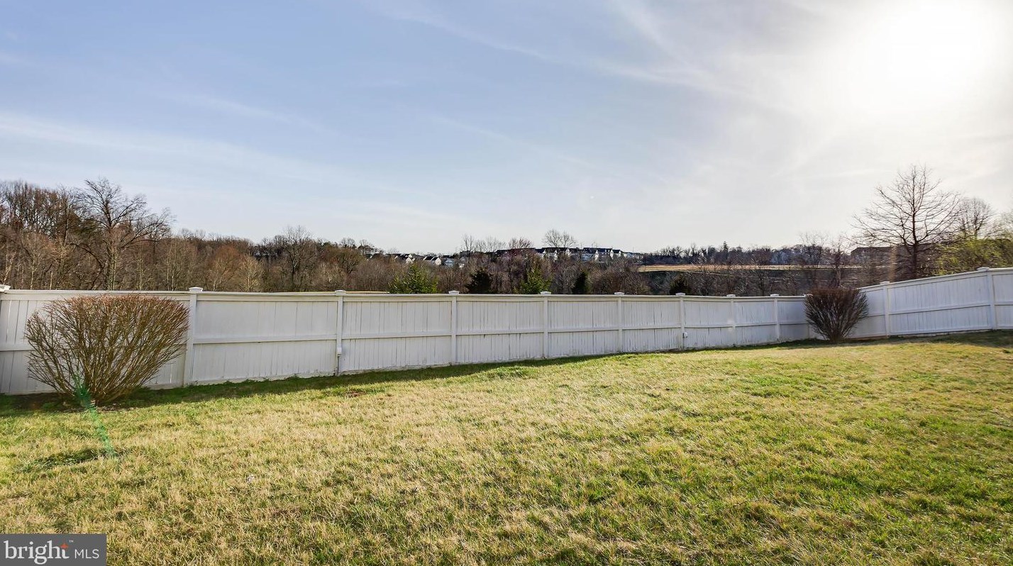 23838 Burdette Forest Rd, Clarksburg MD  20871-4373 exterior