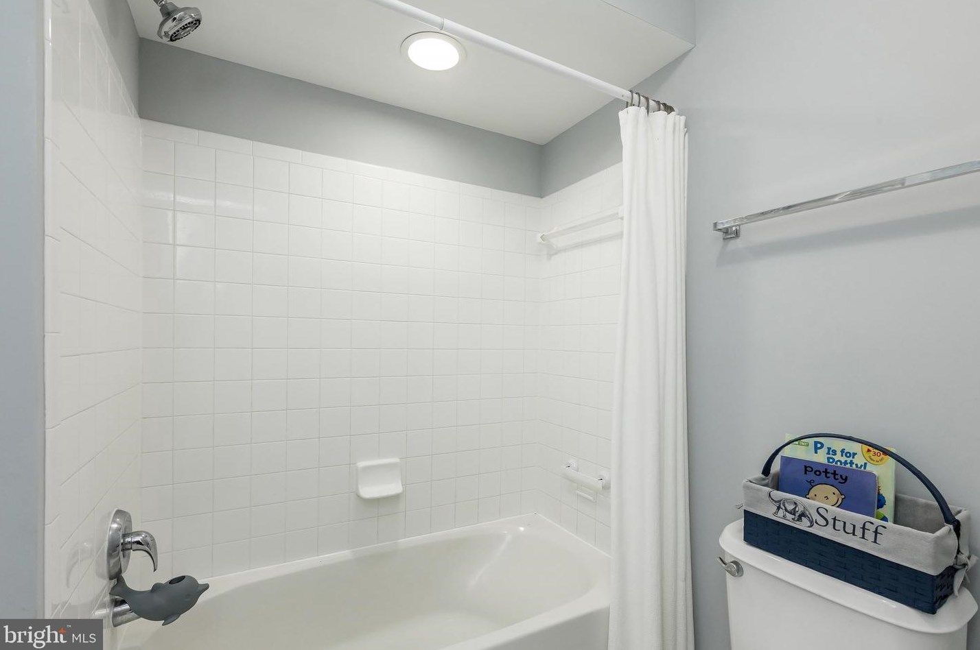 23838 Burdette Forest Rd, Clarksburg MD  20871-4373 exterior