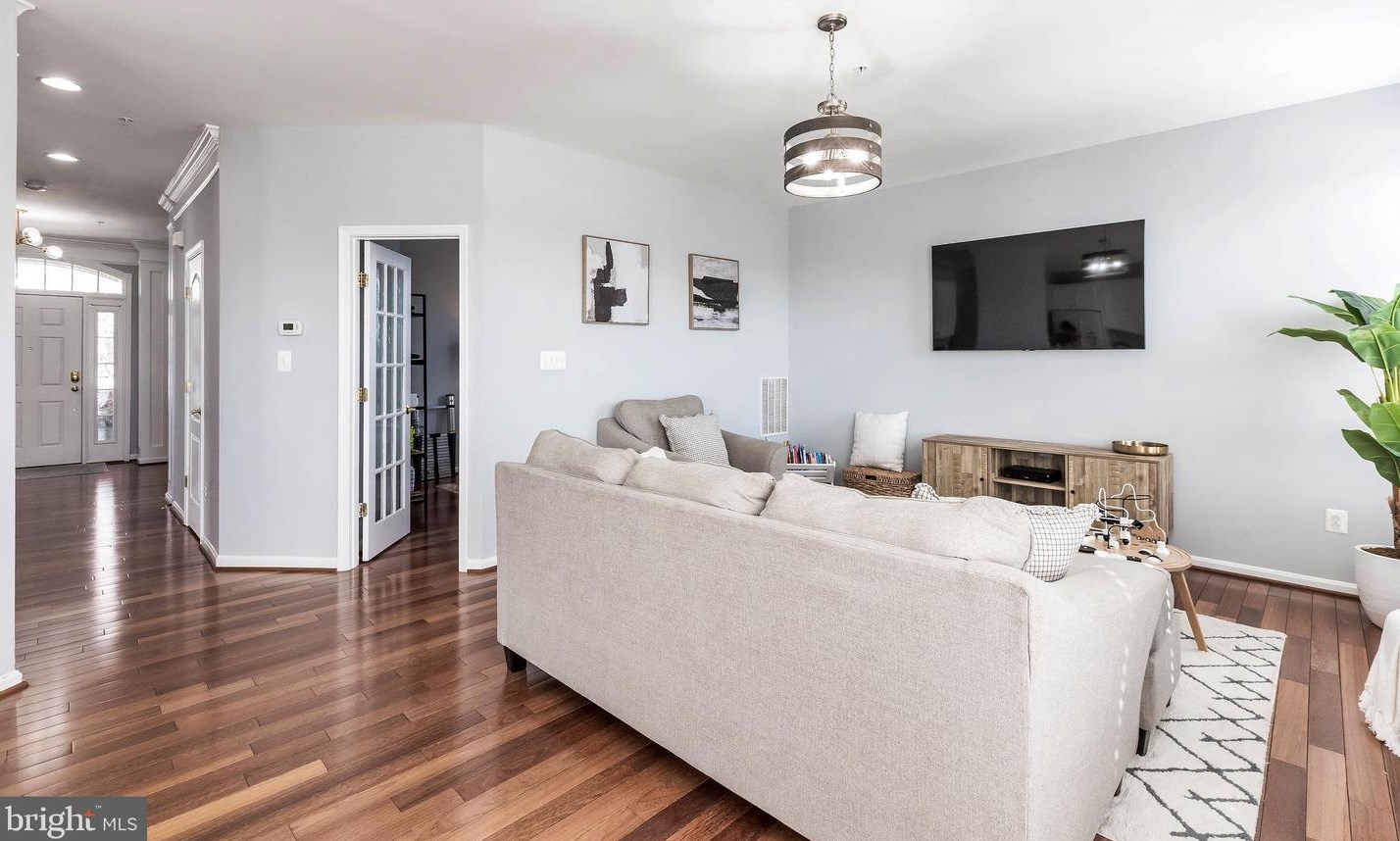 23838 Burdette Forest Rd, Clarksburg MD  20871-4373 exterior