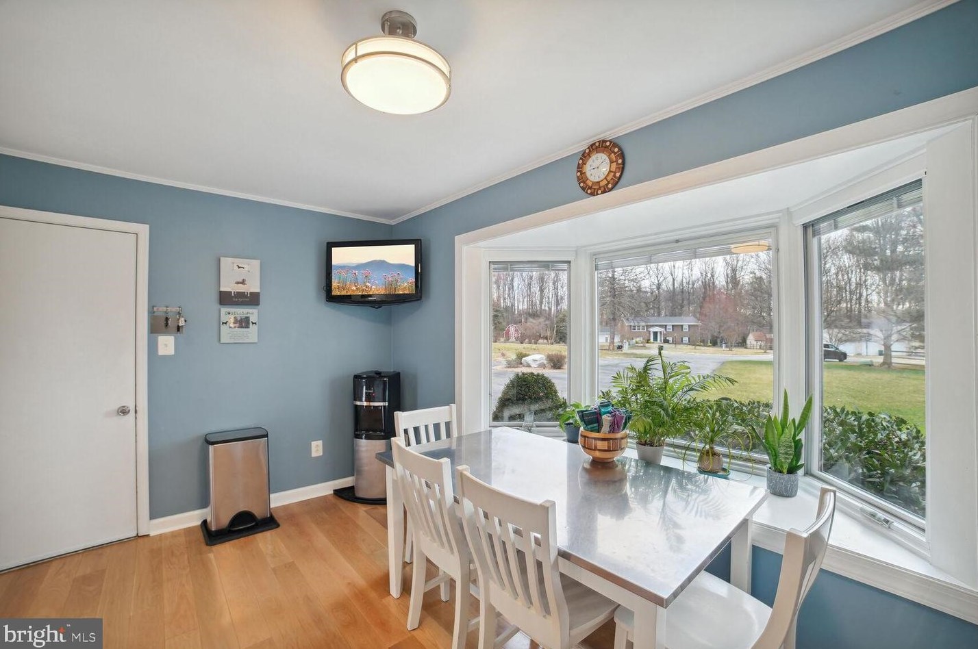 8704 Woodfield Ct, Gaithersburg MD  20882-3710 exterior