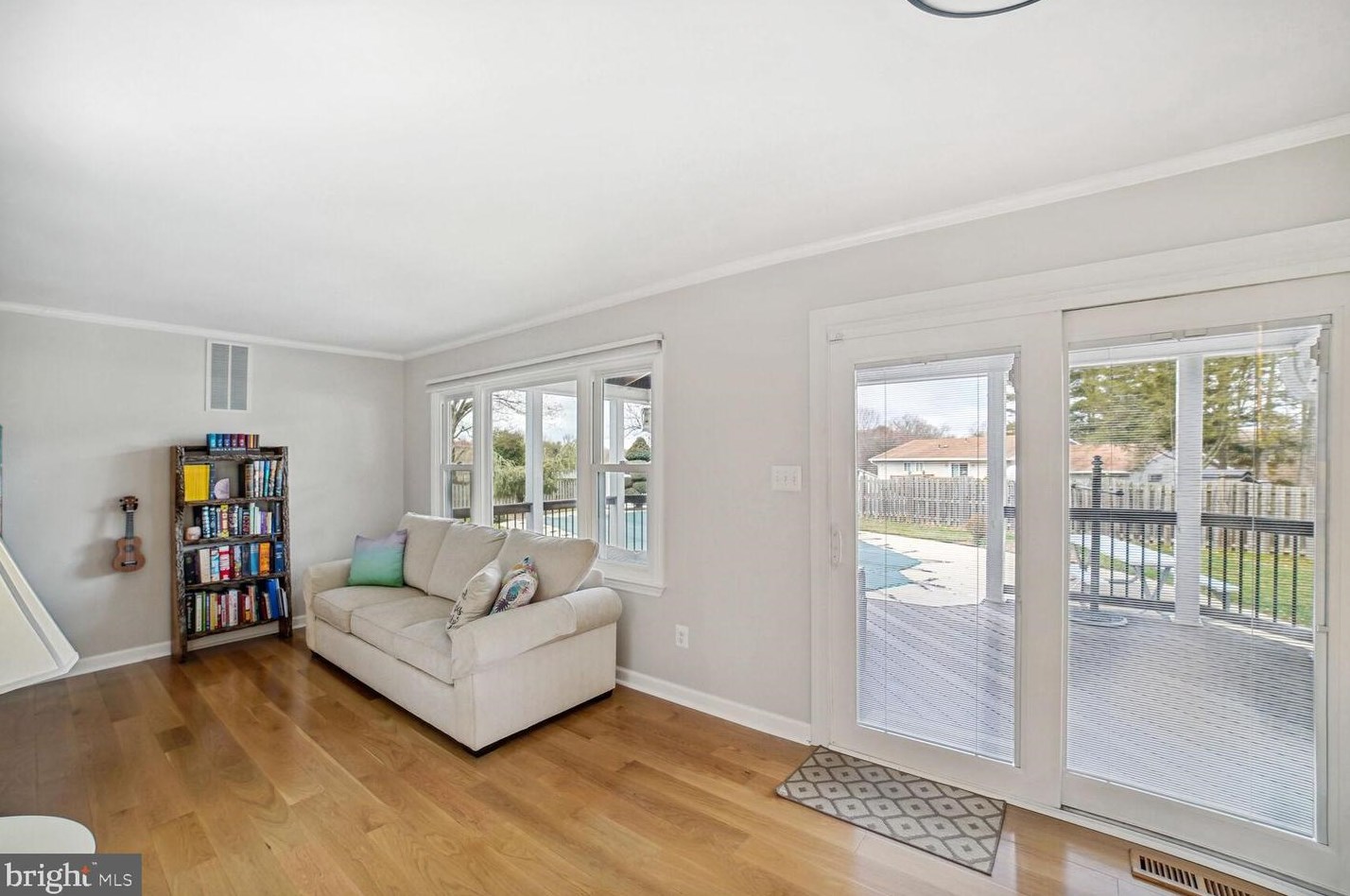 8704 Woodfield Ct, Gaithersburg MD  20882-3710 exterior