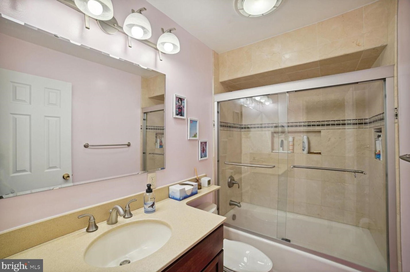 8704 Woodfield Ct, Gaithersburg MD  20882-3710 exterior