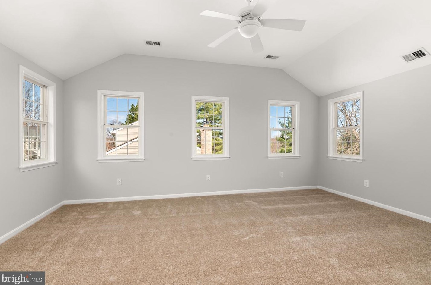 14912 Keeneland Cir, Gaithersburg MD 20878-3782 exterior