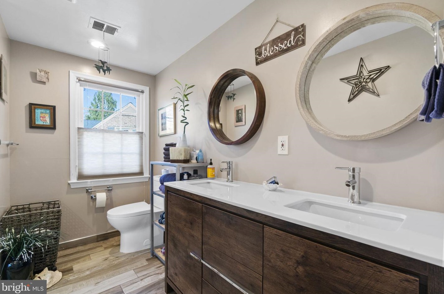 9604 Whetstone Dr, Gaithersburg MD  20886-3114 exterior