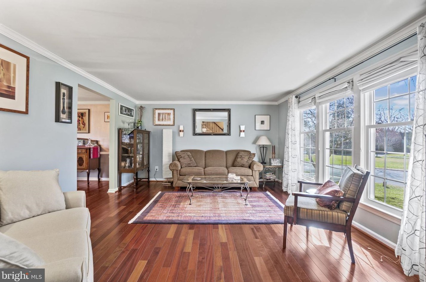 9604 Whetstone Dr, Gaithersburg MD  20886-3114 exterior