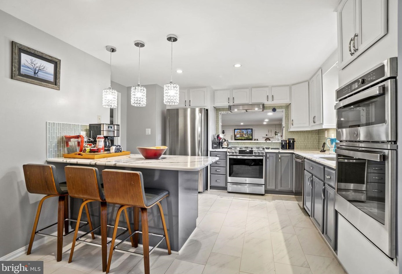 9604 Whetstone Dr, Gaithersburg MD  20886-3114 exterior