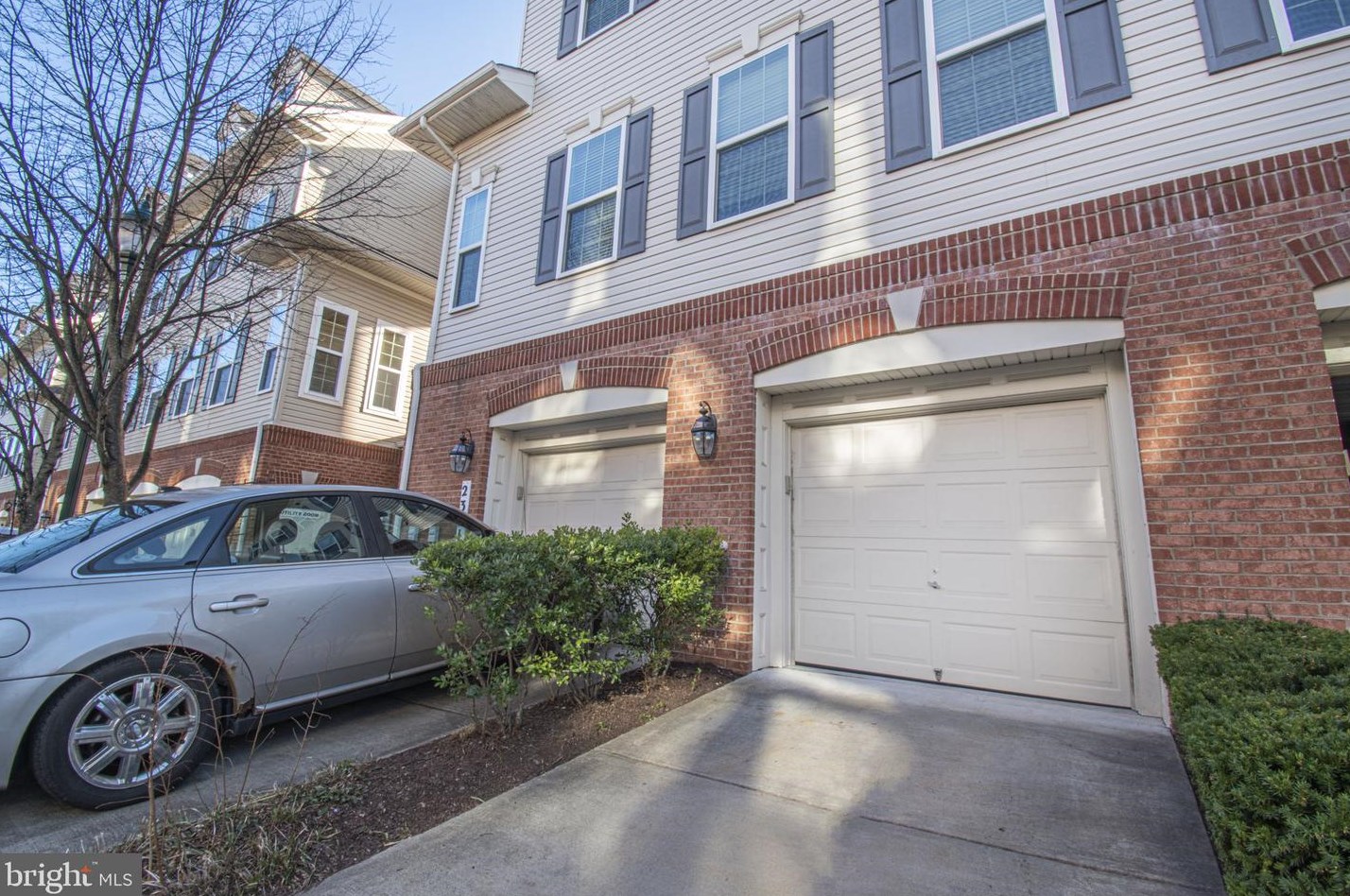 23241 Observation Dr, Clarksburg MD exterior