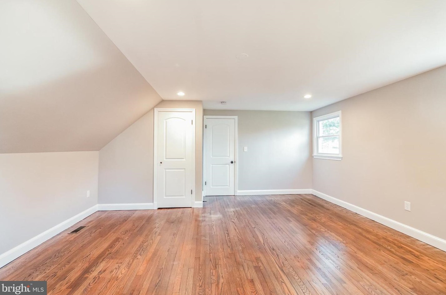 7 Maryland Ave, Gaithersburg MD  20877-2711 exterior