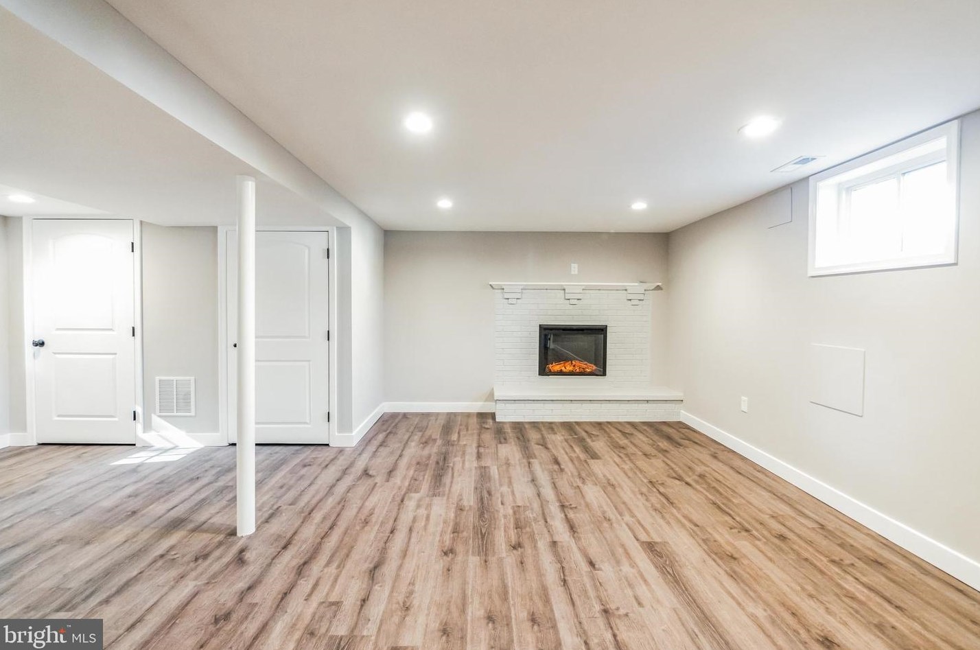 7 Maryland Ave, Gaithersburg MD  20877-2711 exterior