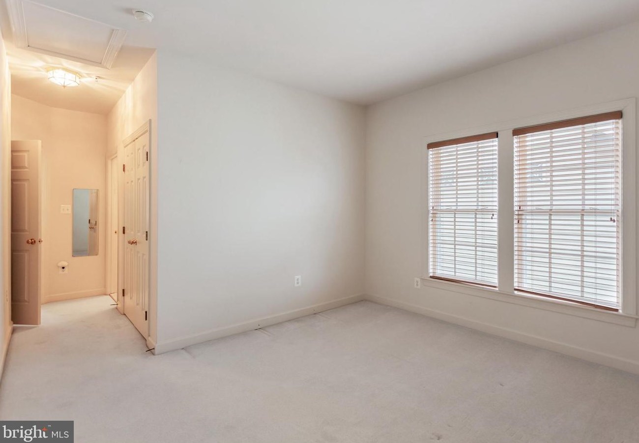 13209 Dutrow Dr, Clarksburg MD  20871-4345 exterior