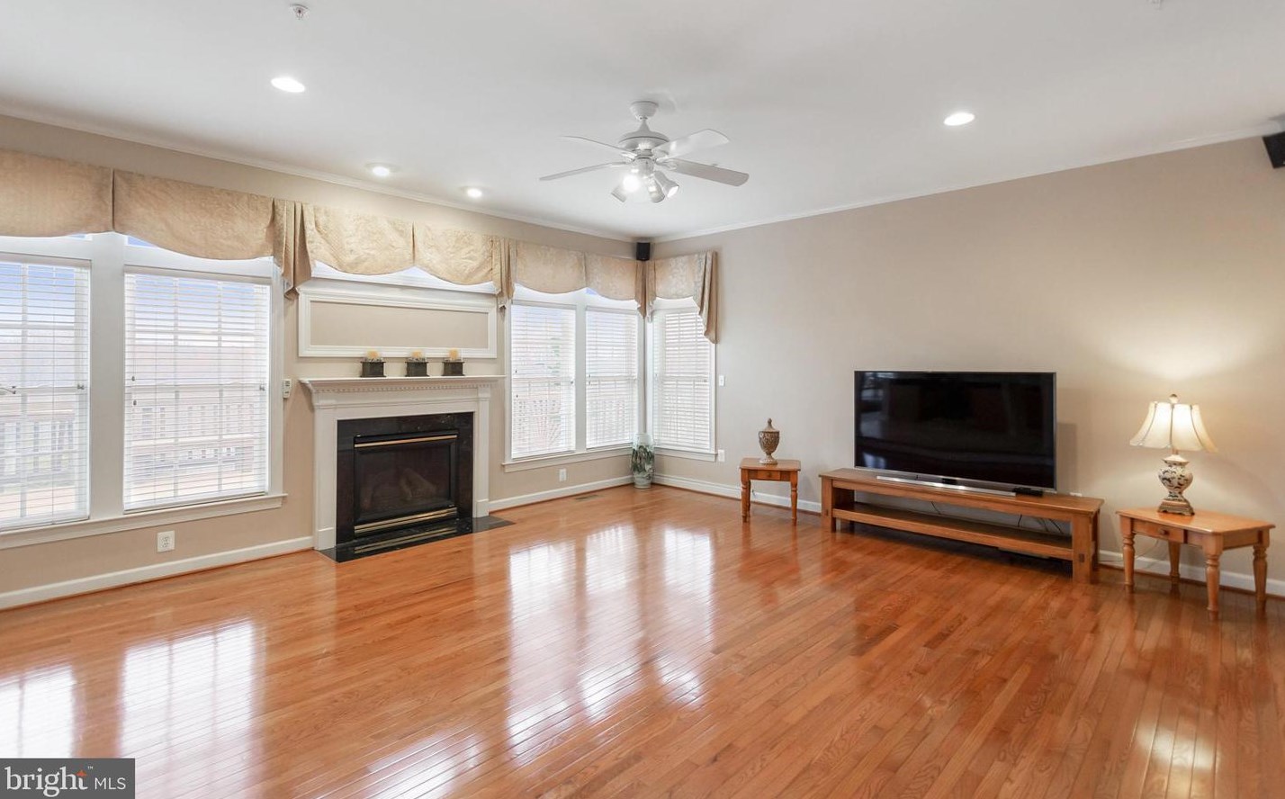 13209 Dutrow Dr, Clarksburg MD  20871-4345 exterior