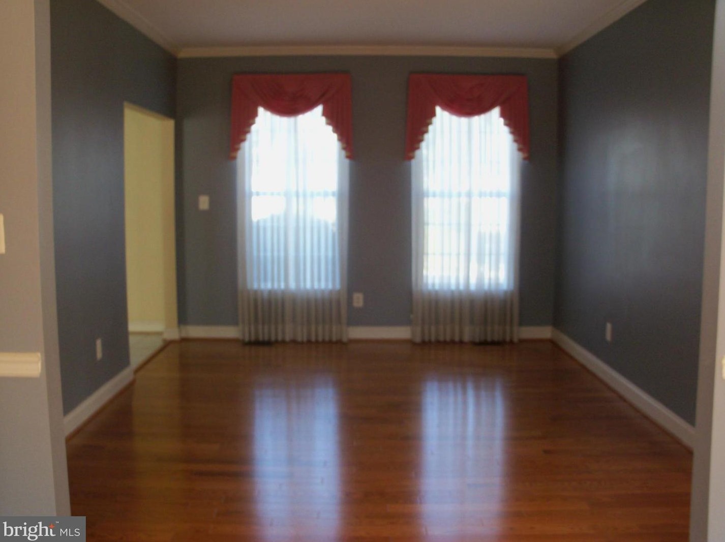 7512 Oyster Bay Way, Gaithersburg MD  20886-5907 exterior