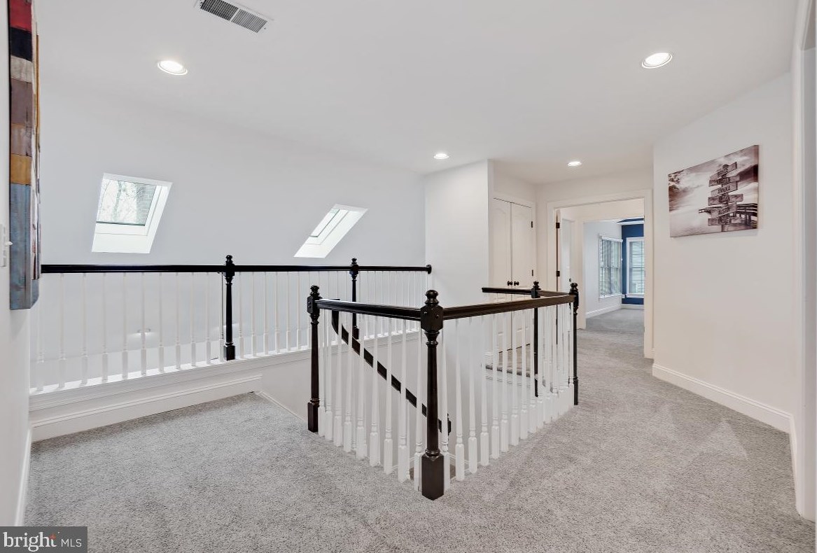15321 Chinaberry St, Gaithersburg MD  20878-4704 exterior