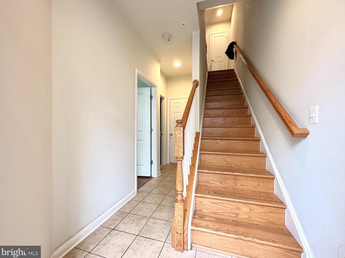 127 Decoverly Dr, Gaithersburg MD  20878-4548 exterior