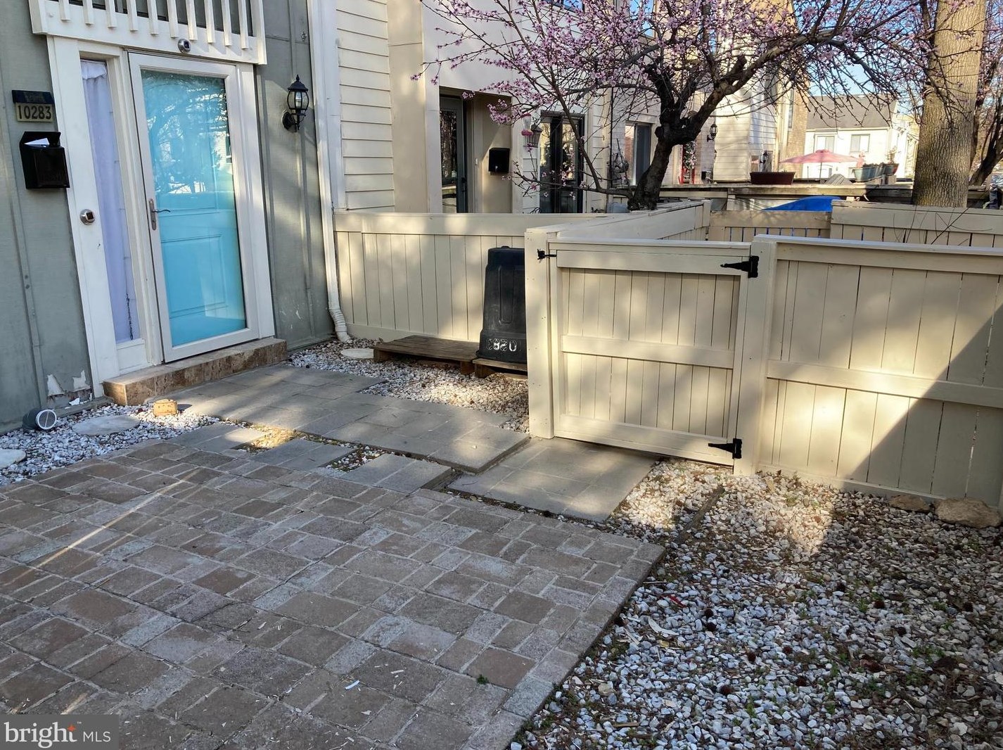 10283 Ridgeline Dr, Gaithersburg MD  20886-3009 exterior