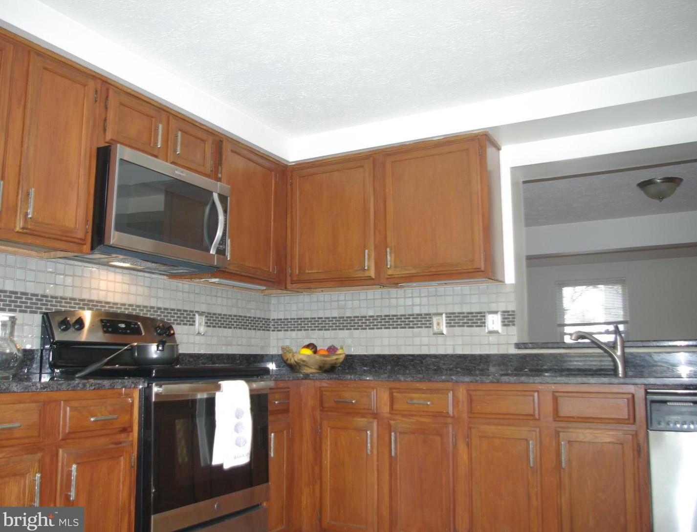 5 Bayridge Ter, Gaithersburg MD  20878-1940 exterior