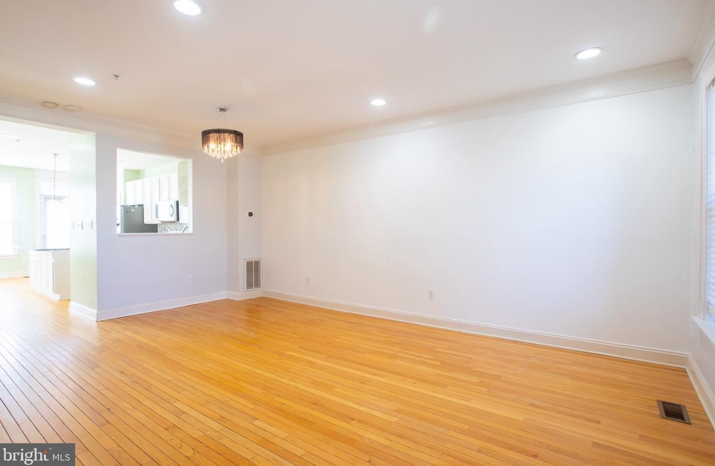 10 Golden Ash Way, Gaithersburg MD  20878-6423 exterior