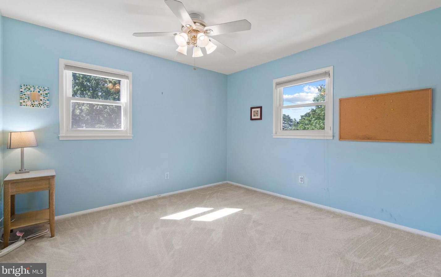 215 Hutton St, Gaithersburg MD  20877-2055 exterior